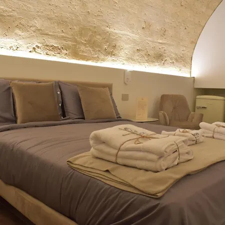 Bed & Breakfast Mattei Luxury 4*